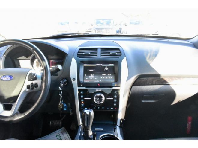 エクスプローラー4WD　リミテッド　委託販売　夏/冬タイヤ　