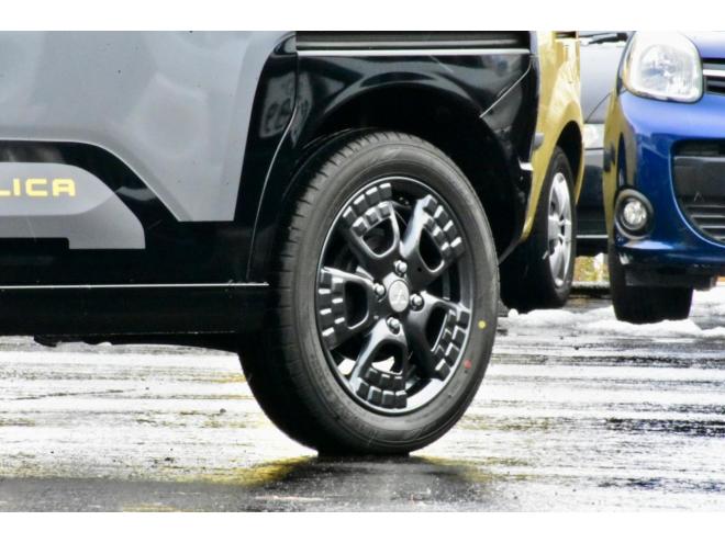 デリカミニデリマルパッケージ　4WD　新車展示　寒冷地仕様　12.3インチメーカーナビ　ETC2.0　純正ドライブレコーダー　イエローデカールパック