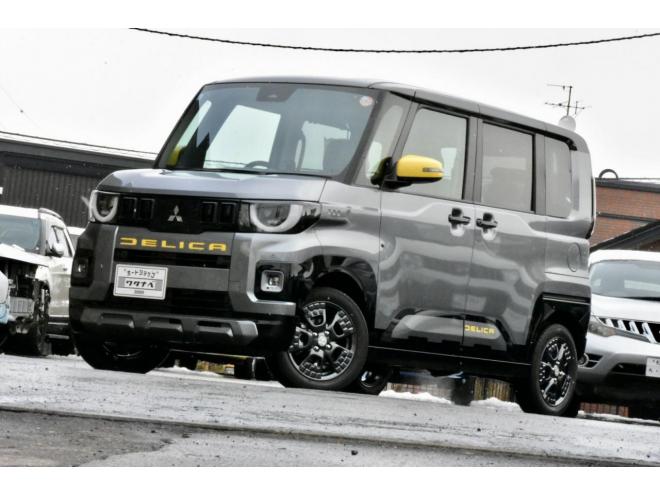 デリカミニデリマルパッケージ　4WD　新車展示　寒冷地仕様　12.3インチメーカーナビ　ETC2.0　純正ドライブレコーダー　イエローデカールパック