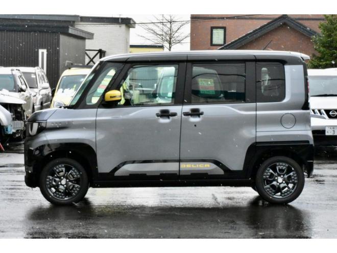 デリカミニデリマルパッケージ　4WD　新車展示　寒冷地仕様　12.3インチメーカーナビ　ETC2.0　純正ドライブレコーダー　イエローデカールパック