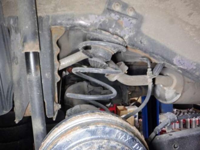 ミラココアL 4WD　ナビ・TV・B/T・Bカメラ・社外エンスタ・車検新規2年・リア修復済み・キーレスキー・エコアイイドル・ライトレベライザー・ベンチシート 660