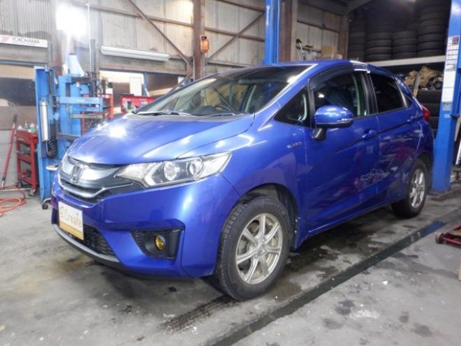 フィット1.5 ハイブリッド Fパッケージ 4WD　ナビ・TV・Bluetooth・LEDヘッドライト・ワイパーデアイサー・純正エンスタ・フォグランプ・スマートキー・プッシュスタート・寒冷地仕様 1500
