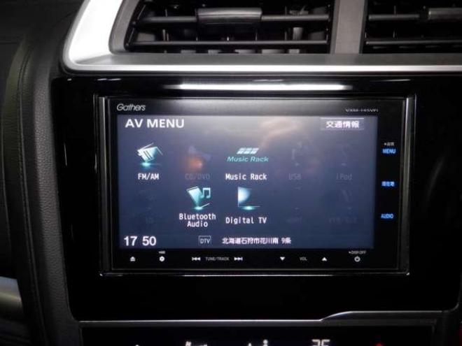 フィット1.5 ハイブリッド Fパッケージ 4WD　ナビ・TV・Bluetooth・LEDヘッドライト・ワイパーデアイサー・純正エンスタ・フォグランプ・スマートキー・プッシュスタート・寒冷地仕様 1500