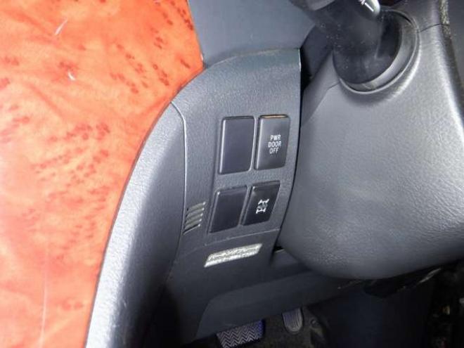 ヴェルファイア2.4 Z プラチナセレクション 4WD　ナビ・TV・Bカメラ・両側電動・電動Rゲート・スマートキー・プッシュスタート・HID・クリアランスソナ・リアモニター・オットマン・クルコン 2400