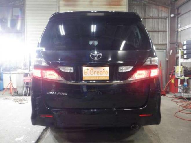 ヴェルファイア2.4 Z プラチナセレクション 4WD　ナビ・TV・Bカメラ・両側電動・電動Rゲート・スマートキー・プッシュスタート・HID・クリアランスソナ・リアモニター・オットマン・クルコン 2400