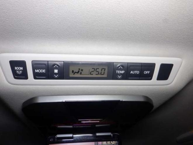 ヴェルファイア2.4 Z プラチナセレクションII 4WD　ナビ・TV・Bカメラ・両側パワスラ・ETC・本州仕入・B/T・フリップダウンモニター・パワーバックドア・HID・フォグランプ・スマートキー 2400