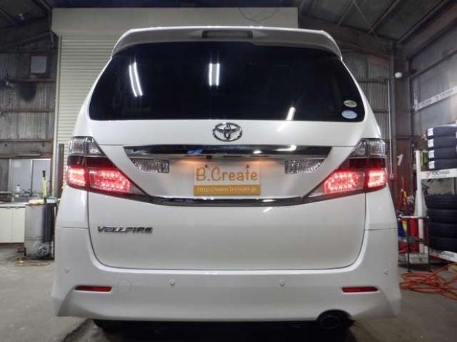 ヴェルファイア2.4 Z プラチナセレクションII 4WD　ナビ・TV・Bカメラ・両側パワスラ・ETC・本州仕入・B/T・フリップダウンモニター・パワーバックドア・HID・フォグランプ・スマートキー 2400