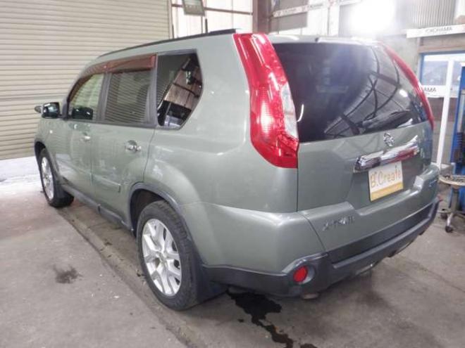 エクストレイル2.0 20GT ディーゼルターボ 4WD　本州仕入・ナビ・TV・Bカメラ・B/T・車検R9/6・修復歴なし・切替4WD・HID・ETC・フォグランプ・クルコン・インテリキー・ルーフレール 2000