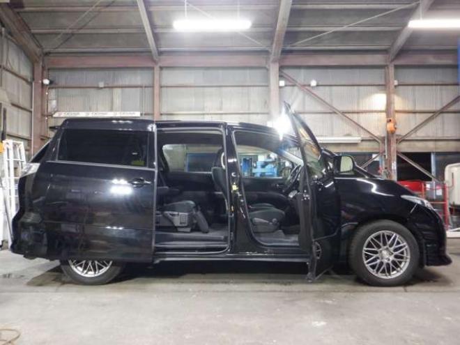 エスティマ2.4 アエラス 4WD　ナビ・TV・B/T・Bカメラ・両側パワスラ　ETC　クルコン　エンスタ　フリップダウンモニター　ワイパーデアイサー　HID　フォグランプ 2400