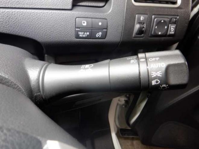 セレナ2.0 ハイウェイスター 4WD　本州仕入・ナビ・TV・Bカメラ・パワスラ・車検新規2年・リア修復済・後期型・エマブレ・リアモニター・ETC・クルコン・アイドリングストップ 2000