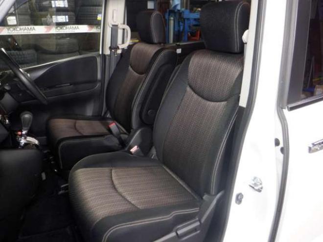 セレナ2.0 ハイウェイスター 4WD　本州仕入・ナビ・TV・Bカメラ・パワスラ・車検新規2年・リア修復済・後期型・エマブレ・リアモニター・ETC・クルコン・アイドリングストップ 2000