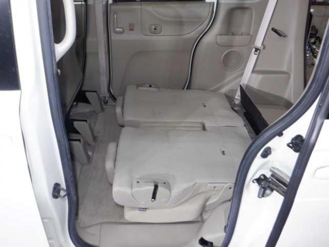 N-BOXG Lパッケージ 4WD　本州仕入・ナビ・TV・Bカメラ・両側電動 660