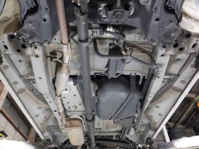 N-BOXG Lパッケージ 4WD　本州仕入・ナビ・TV・Bカメラ・両側電動 660