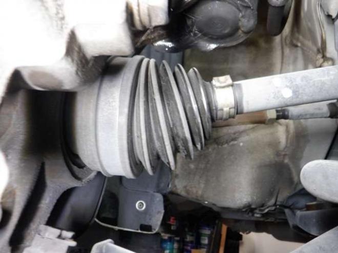 N-BOXG Lパッケージ 4WD　本州仕入・ナビ・TV・Bカメラ・両側電動 660