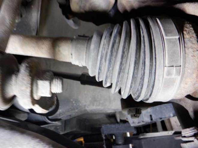 スペーシアカスタム XS 4WD　SDナビ・DTV・USB接続・4WD・パワースライドドア・シートヒーター・HID・フォグランプ・スマートキー・プッシュスタート 660