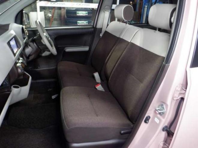 パッソ1.0 プラスハナ Gパッケージ 4WD　本州仕入　4WD　ナビ　フルセグTV　Bluetoothオーディオ　バックカメラ　ETC　フォグランプ　ライトレベライザー　ドアバイザー　スマートキー 1000