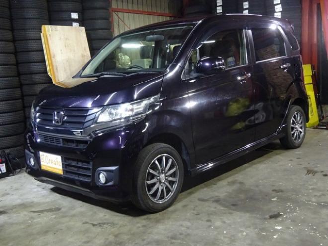 N-WGNカスタムG 4WD　ナビ　TV　B/T　アイドリングストップ　スマートキー　プッシュスタート　HID　ETC　DVD再生　ベンチシート　フォグランプ　ドアバイザー　純正AW　オートライト 660