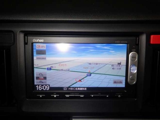 N-WGNカスタムG 4WD　ナビ　TV　B/T　アイドリングストップ　スマートキー　プッシュスタート　HID　ETC　DVD再生　ベンチシート　フォグランプ　ドアバイザー　純正AW　オートライト 660