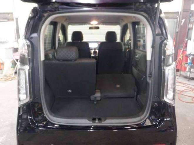 N-WGNカスタムG 4WD　ナビ　TV　B/T　アイドリングストップ　スマートキー　プッシュスタート　HID　ETC　DVD再生　ベンチシート　フォグランプ　ドアバイザー　純正AW　オートライト 660