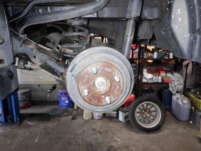 N-WGNカスタムG 4WD　ナビ　TV　B/T　アイドリングストップ　スマートキー　プッシュスタート　HID　ETC　DVD再生　ベンチシート　フォグランプ　ドアバイザー　純正AW　オートライト 660