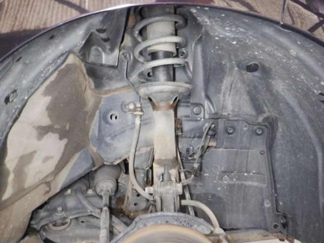 N-WGNカスタムG 4WD　ナビ　TV　B/T　アイドリングストップ　スマートキー　プッシュスタート　HID　ETC　DVD再生　ベンチシート　フォグランプ　ドアバイザー　純正AW　オートライト 660