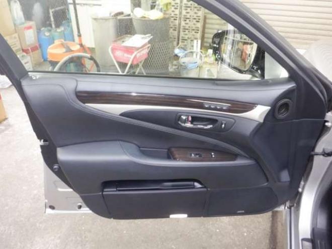 レクサスLSハイブリッド 600h バージョンC Iパッケージ 4WD　本州仕入　4WD　ナビ　TV　B/T　USB バックカメラ　ETC　クルコン　パワーシート　エアシート　シートヒーター&クーラー　黒革シート　パワーバックドア　全ドアイージークローザー　LEDヘッドライト　フォグ 5000