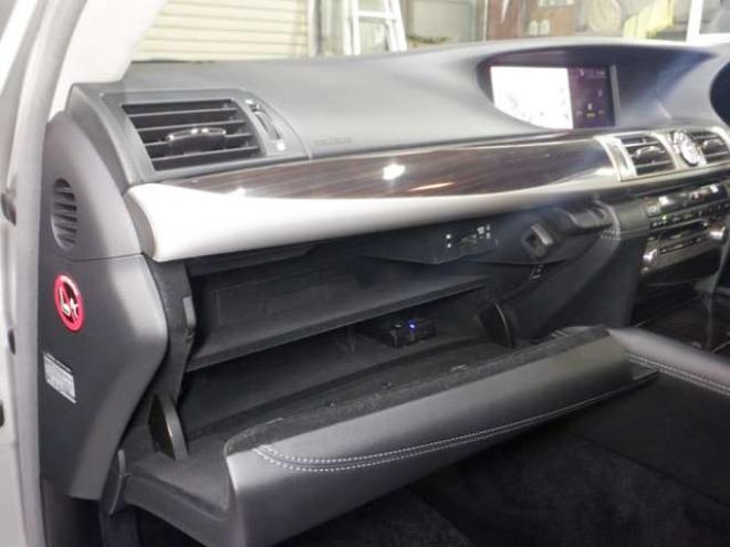 レクサスLSハイブリッド 600h バージョンC Iパッケージ 4WD　本州仕入　4WD　ナビ　TV　B/T　USB バックカメラ　ETC　クルコン　パワーシート　エアシート　シートヒーター&クーラー　黒革シート　パワーバックドア　全ドアイージークローザー　LEDヘッドライト　フォグ 5000