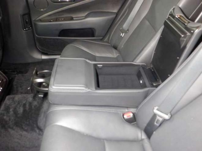 レクサスLSハイブリッド 600h バージョンC Iパッケージ 4WD　本州仕入　4WD　ナビ　TV　B/T　USB バックカメラ　ETC　クルコン　パワーシート　エアシート　シートヒーター&クーラー　黒革シート　パワーバックドア　全ドアイージークローザー　LEDヘッドライト　フォグ 5000