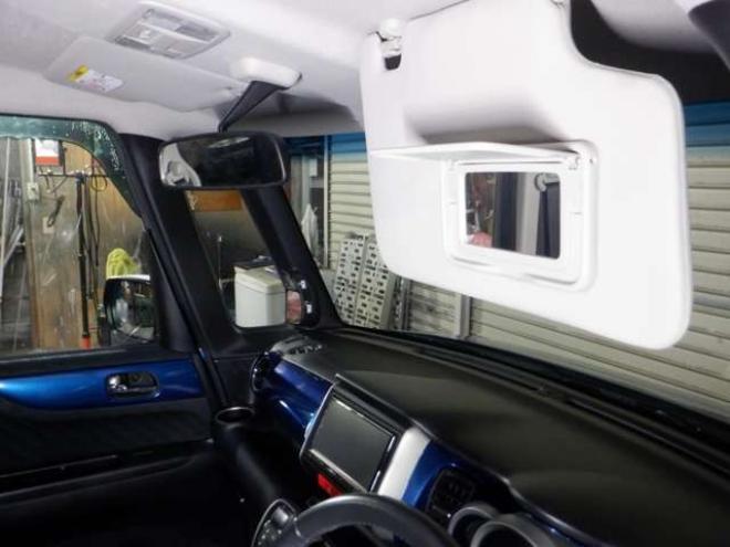 N-BOXG ターボLパッケージ 2トーンカラースタイル 4WD　ナビ・TV・Bカメラ・両側パワスラ・ETC 660