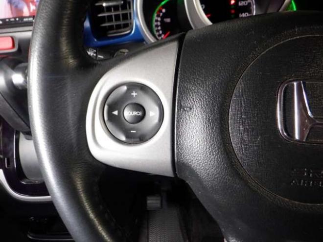 N-BOXG ターボLパッケージ 2トーンカラースタイル 4WD　ナビ・TV・Bカメラ・両側パワスラ・ETC 660