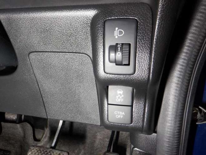 N-BOXG ターボLパッケージ 2トーンカラースタイル 4WD　ナビ・TV・Bカメラ・両側パワスラ・ETC 660