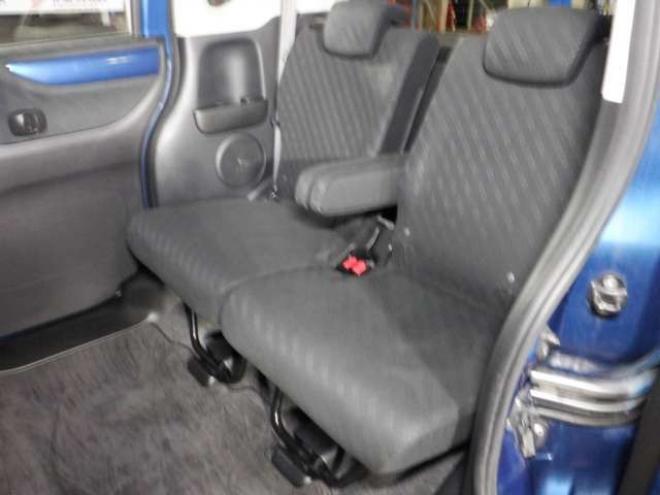 N-BOXG ターボLパッケージ 2トーンカラースタイル 4WD　ナビ・TV・Bカメラ・両側パワスラ・ETC 660