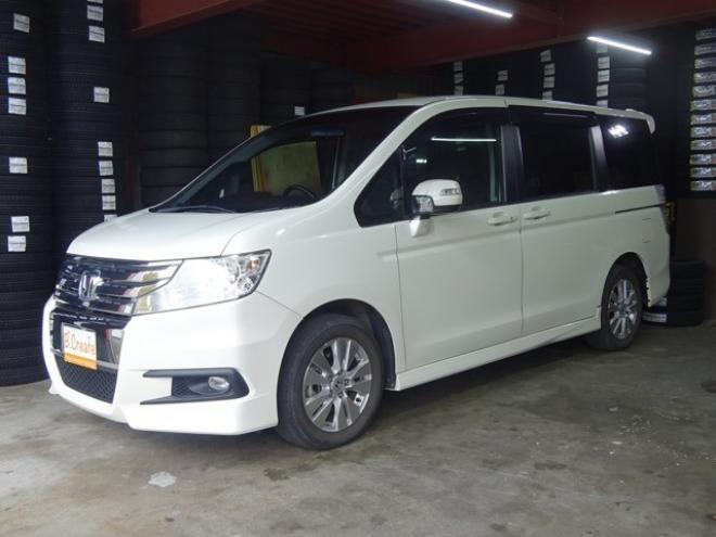 ステップワゴン2.0 スパーダ Z 4WD　ナビ・TV・Bカメラ・両側電動・スマートキー・HID・ETC・リアヒーター・パドルシフト・VSA・フルフラットシート・フォグランプ・純正AW・ステアリングスイッチ 2000