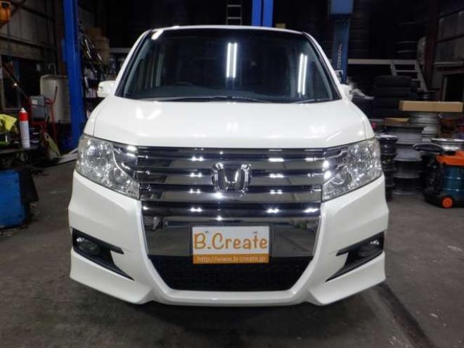 ステップワゴン2.0 スパーダ Z 4WD　ナビ・TV・Bカメラ・両側電動・スマートキー・HID・ETC・リアヒーター・パドルシフト・VSA・フルフラットシート・フォグランプ・純正AW・ステアリングスイッチ 2000