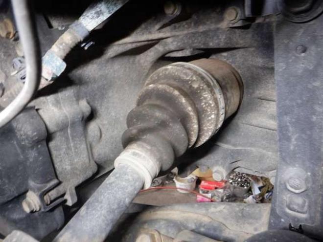 ステップワゴン2.0 スパーダ Z 4WD　ナビ・TV・Bカメラ・両側電動・スマートキー・HID・ETC・リアヒーター・パドルシフト・VSA・フルフラットシート・フォグランプ・純正AW・ステアリングスイッチ 2000