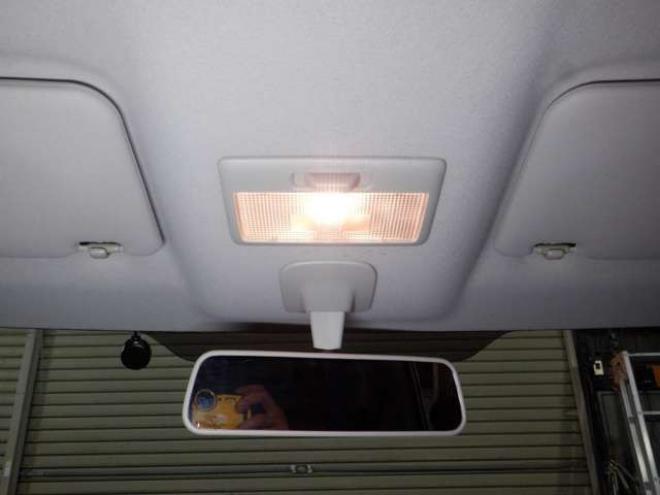 ラパンX 4WD　ナビ・TV・バックカメラ・USB・スマートキー・プッシュスタート・シートヒーター・ETC・ライトレベライザー・ドアバイザー・電動格納ドアミラー 660