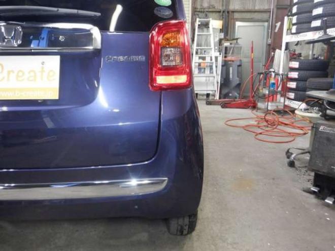 N-ONEプレミアム ツアラー 4WD　本州仕入・ナビ・TV・Bカメラ・スマートキー・プッシュスタート・HID・ターボ・フォグランプ・オートライト・オートエアコン・ベンチシート 660