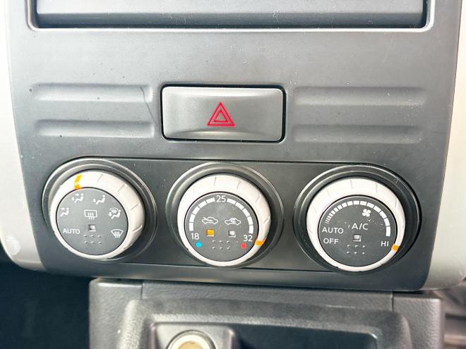 エクストレイル2.0 20X 4WD　ローンが不安な方＜優遇ローン＞1年保証　ユーザー買取車　寒冷地仕様 