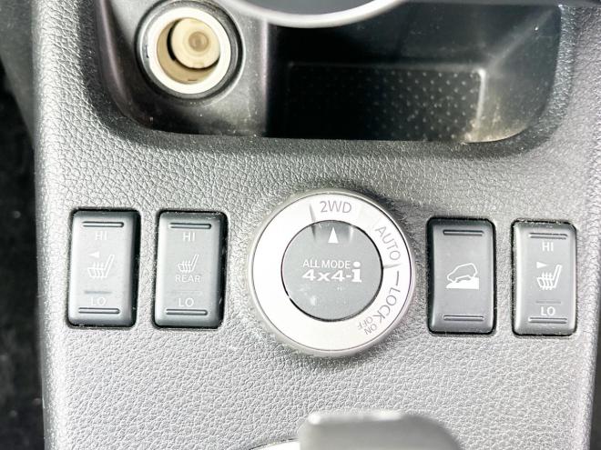 エクストレイル2.0 20X 4WD　ローンが不安な方＜優遇ローン＞1年保証　ユーザー買取車　寒冷地仕様 