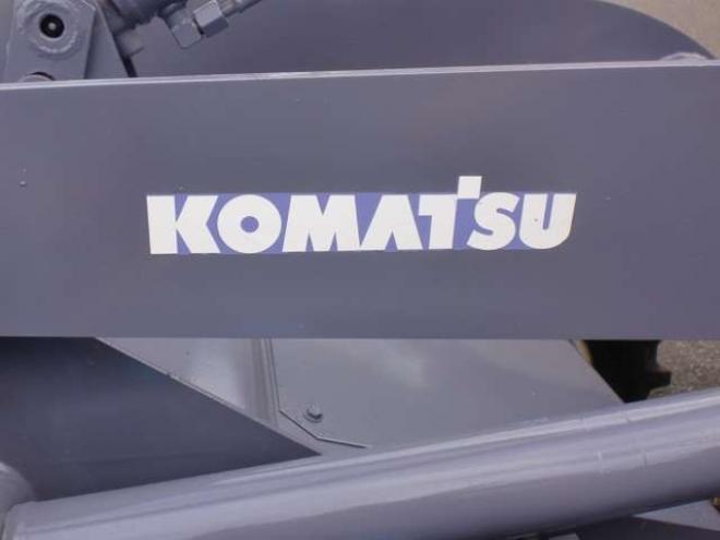 ホイールローダコマツ　WA30-5　コンマ3バケツ　冬仕様　ヒーター　塗装済み 2WD 1500