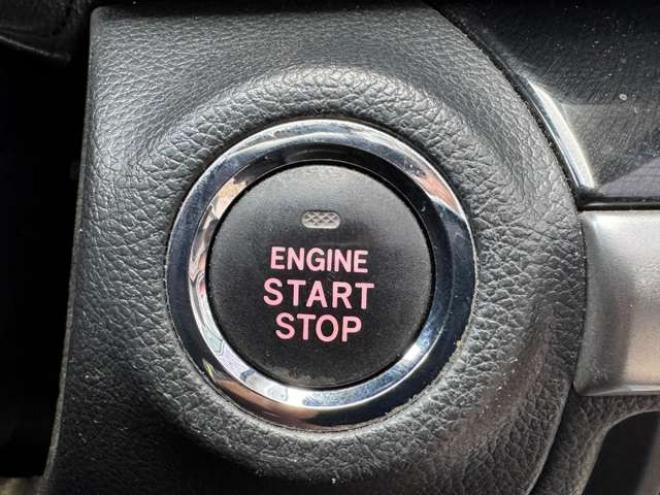 レガシィB4 2.5 リミテッド 4WD　ナビ　TV　Bカメラ　Bluetooth 2500