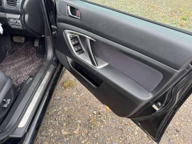 レガシィワゴン2.0 i Bスポーツ 4WD　ワンオーナー　12カ月点検済　下廻り防錆塗装済 2000