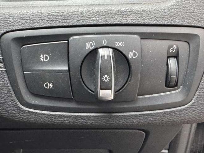 BMWX2 xドライブ18d MスポーツX ディーゼルターボ 4WD　本革　ナビ　Bカメラ 正規輸入車 2000