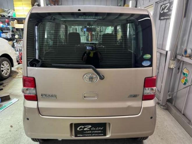 ピクシススペースX 4WD　12ヵ月点検済　下廻り防錆塗装済　エコアイドル　Bluetooth 660