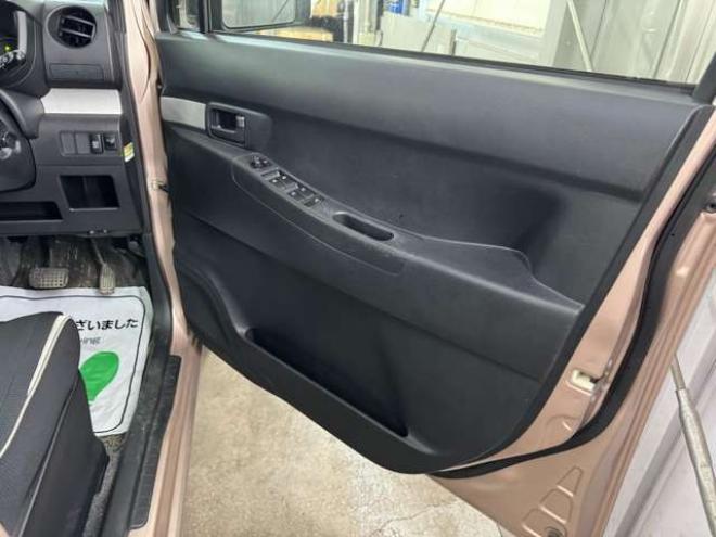 ピクシススペースX 4WD　12ヵ月点検済　下廻り防錆塗装済　エコアイドル　Bluetooth 660