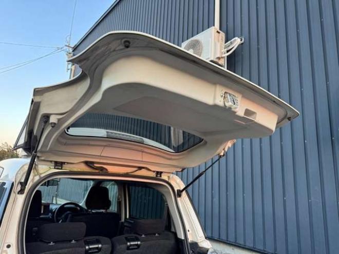 ピクシスジョイC 660 X 4WD　ナビ　TV　Bカメラ　Bluetooth　1年保証　12ヵ月点検済　下廻り防錆塗装済 660