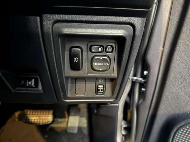 キックスRX 4WD　夏冬タイヤ 660