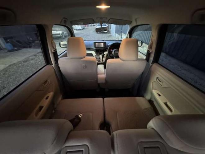 ムーヴL 4WD　ナビ　TV　12ヵ月点検済　下廻り防錆塗装済 660