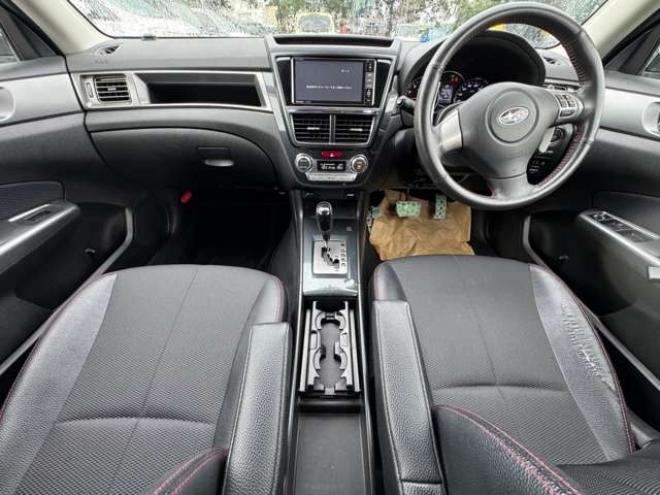 エクシーガ2.0 i-S アドバンテージ ライン 4WD　スマートキー　ナビ　TV 2000