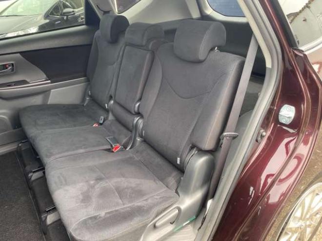 プリウスα1.8 G チューン ブラック　 2WD 1800